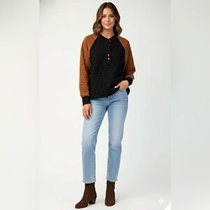 New at Eesome quilted top shirt sweatshirt sz S M L FINAL SALE